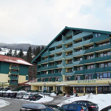 Aparthotel Alpine Club 4*